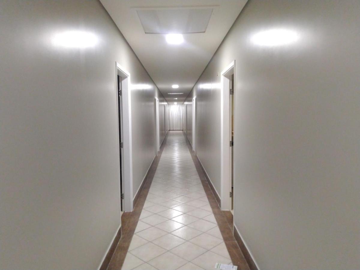Liv Hotel Pôrto Ferreira Екстериор снимка