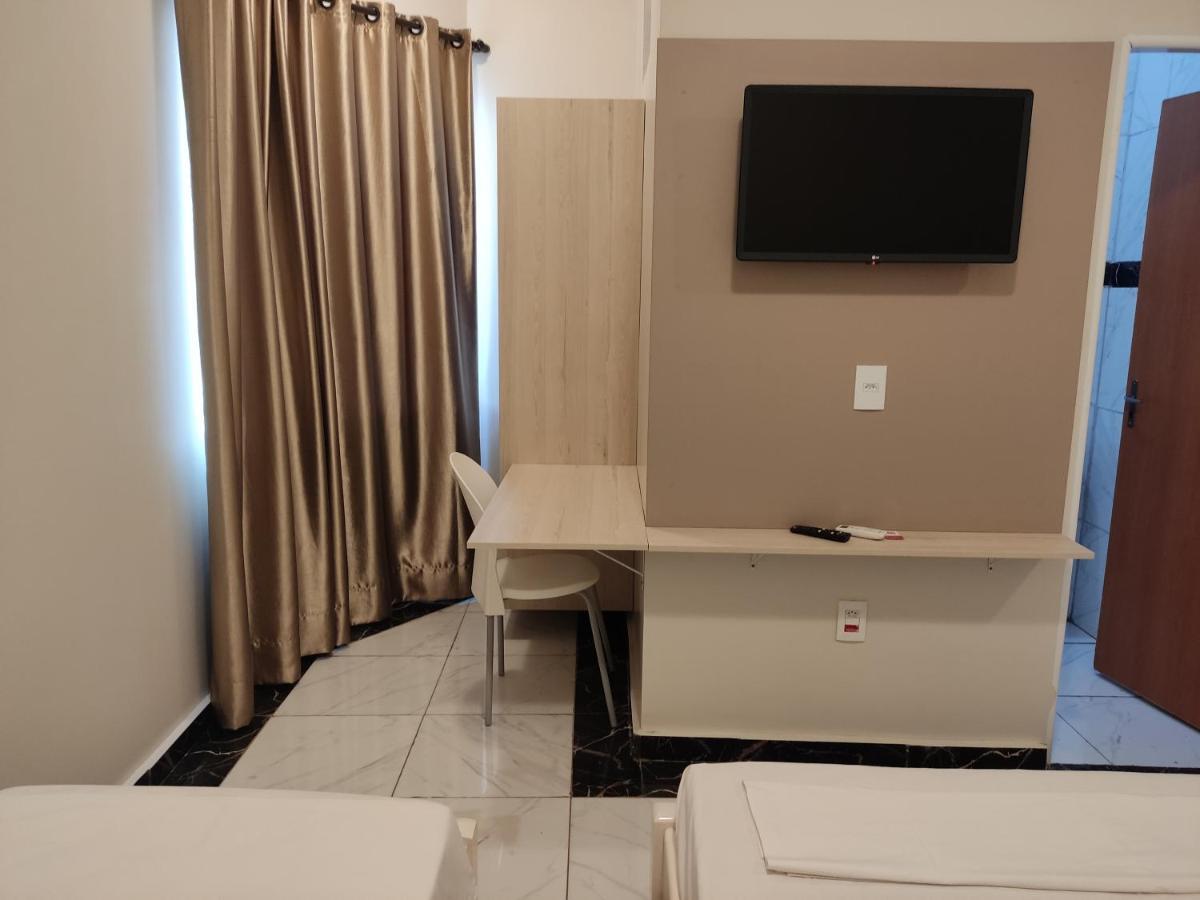 Liv Hotel Pôrto Ferreira Екстериор снимка