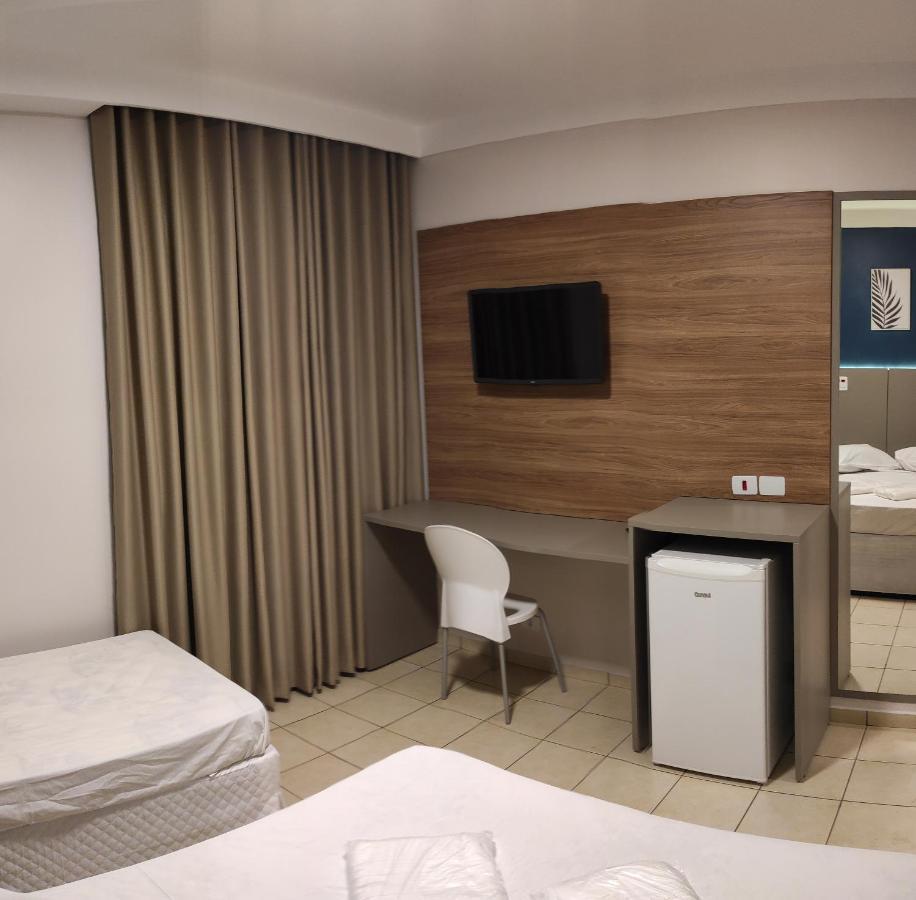 Liv Hotel Pôrto Ferreira Екстериор снимка