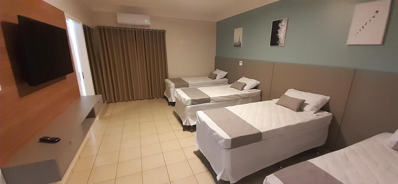 Liv Hotel Pôrto Ferreira Екстериор снимка