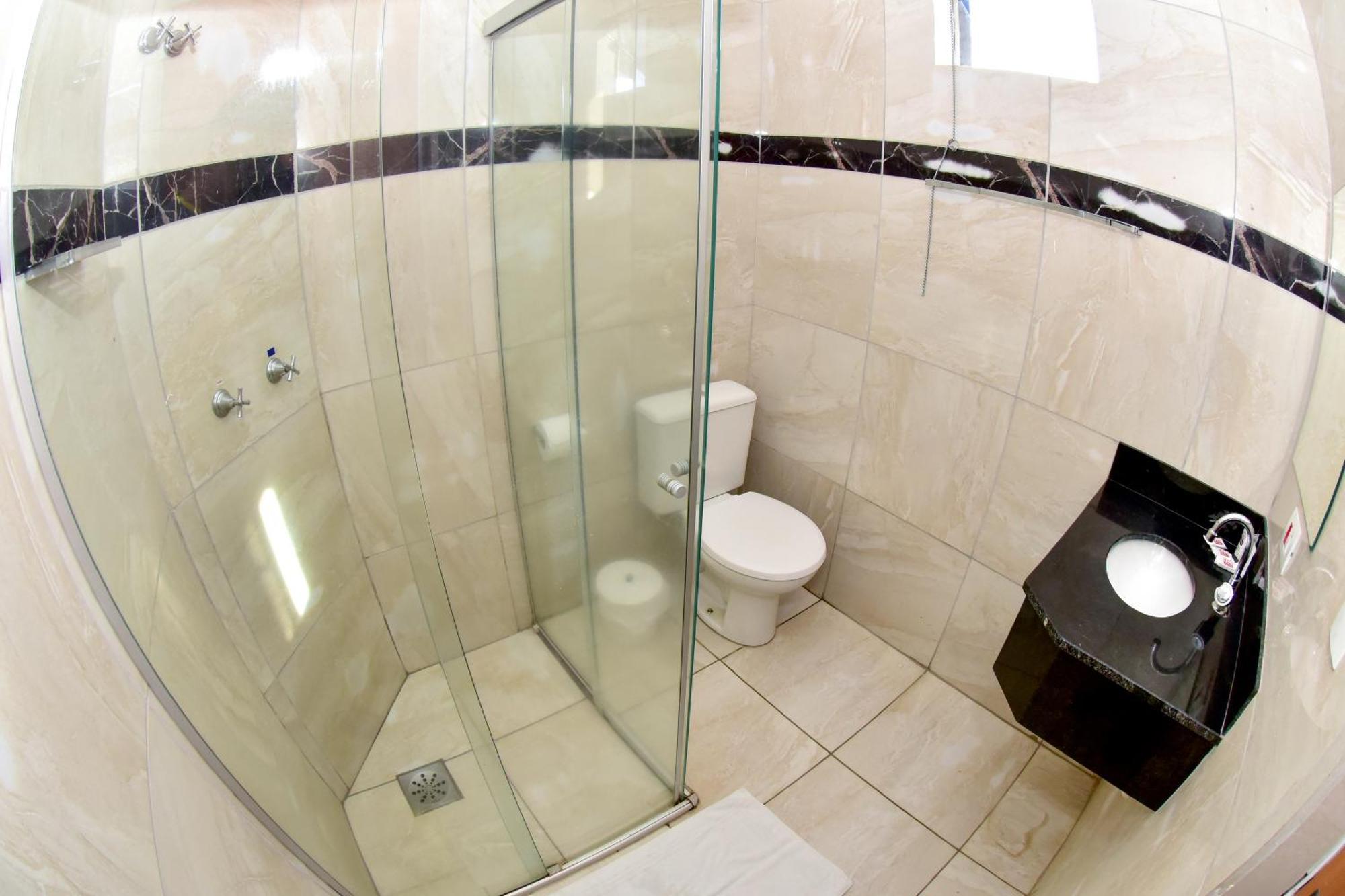 Liv Hotel Pôrto Ferreira Стая снимка