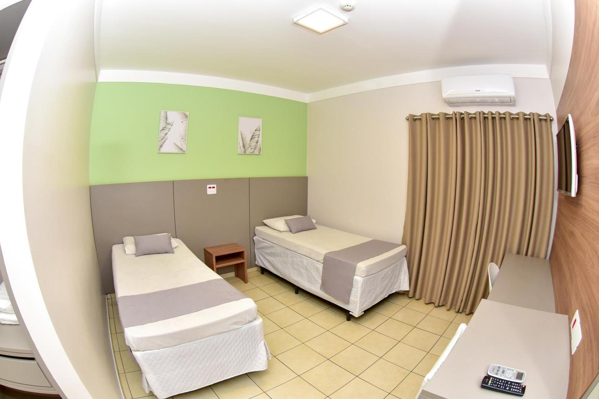 Liv Hotel Pôrto Ferreira Стая снимка